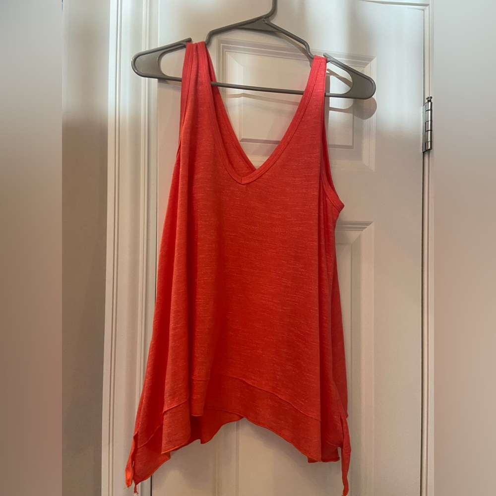 Double V Peyton Jensen brand tank top from EVEREVE!  Size MEDIUM